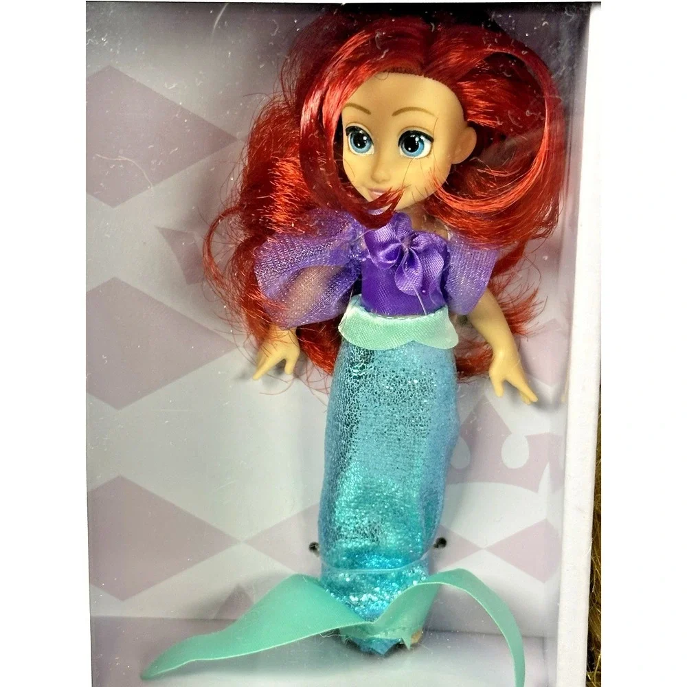 Disney Once Upon a Story Mini Doll Gift Set 8 Figures New